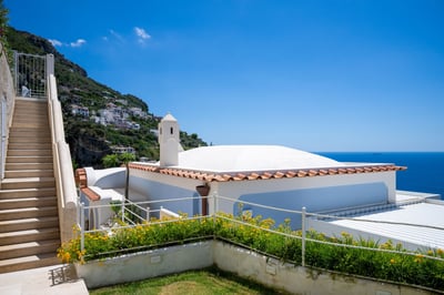 Luxury Villa Photo #12