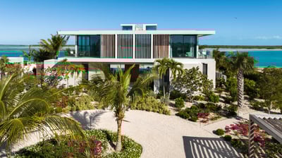 Luxury Villa Photo #6