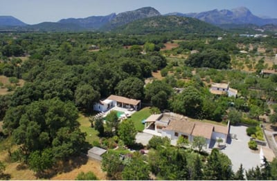 Luxury Villa Photo #3