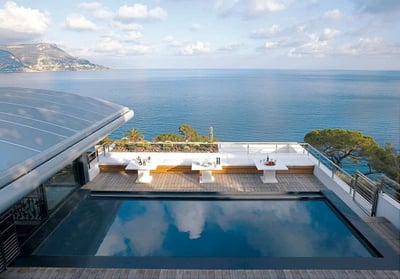 Luxury Villa Photo #4