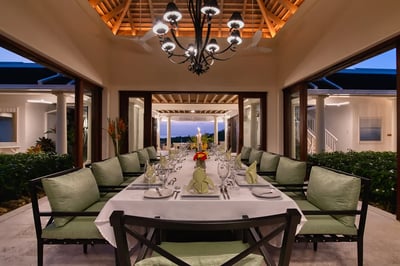 Luxury Villa Photo #7