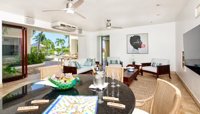 Luxury Villa Photo #18