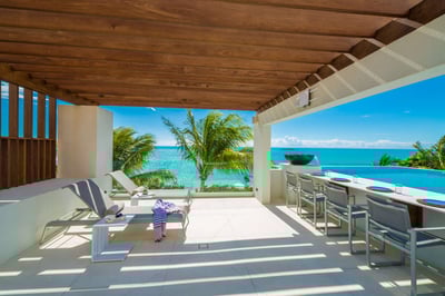 Luxury Villa Photo #10