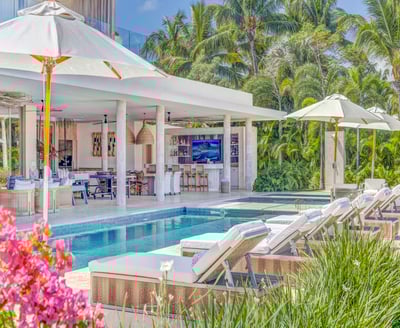 Luxury Villa Photo #4