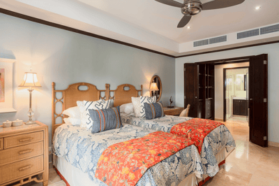 Luxury Villa Photo #24