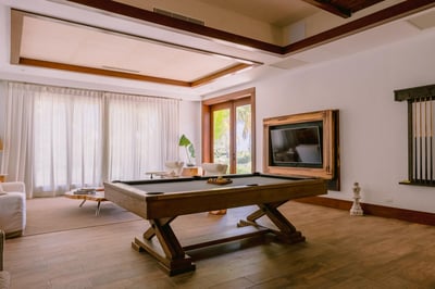 Luxury Villa Photo #44
