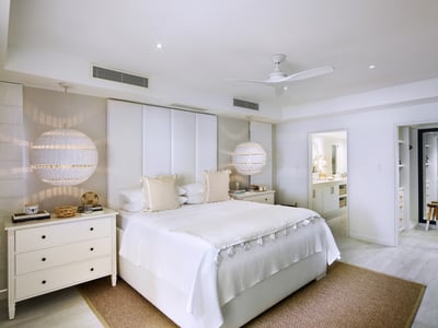 Luxury Villa Photo #12