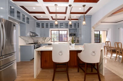 Luxury Villa Photo #37
