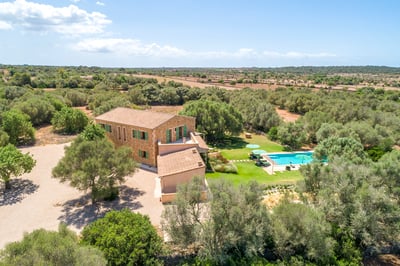 Luxury Villa Photo #2