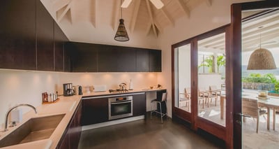 Luxury Villa Photo #8