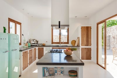 Luxury Villa Photo #15