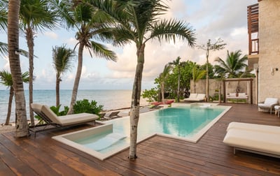Luxury Villa Photo #6
