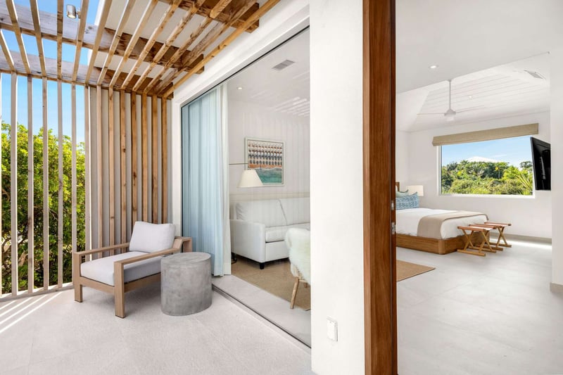 Beach Enclave Grace Bay 5 BDM Ocean View Villa