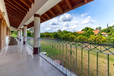 Luxury Villa Photo #28