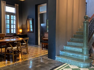 Luxury Villa Photo #9