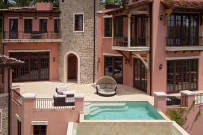 Luxury Villa Photo #4