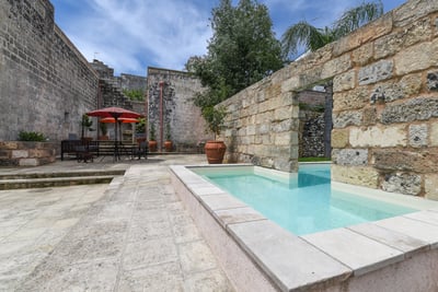 Luxury Villa Photo #6