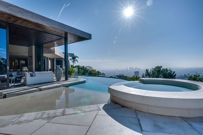Luxury Villa Photo #6