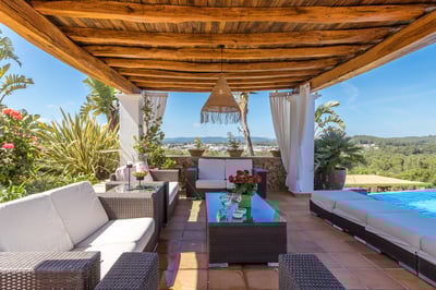 Luxury Villa Photo #12