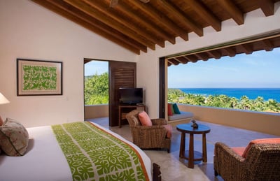 Luxury Villa Photo #15