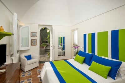 Luxury Villa Photo #18