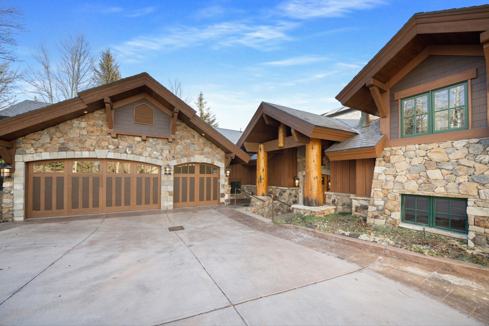 Timber Lodge at the Oaks - 3