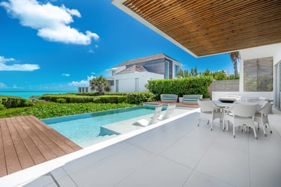 Luxury Villa Photo #20