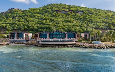 Luxury Villa Photo #2