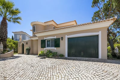Luxury Villa Photo #8