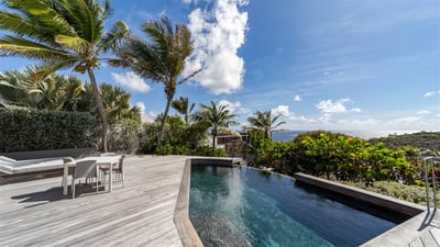 Luxury Villa Photo #9
