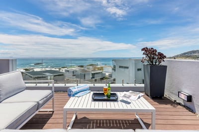 Luxury Villa Photo #7