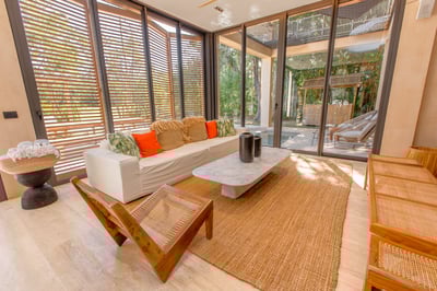 Luxury Villa Photo #21