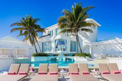 Luxury Villa Photo #18