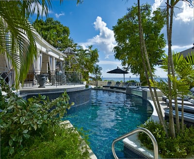Luxury Villa Photo #3