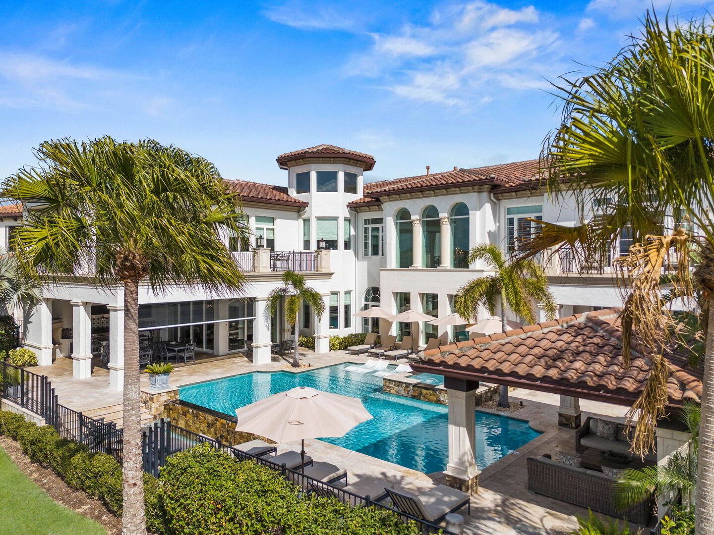 Legends Palace