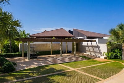Luxury Villa Photo #63