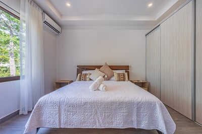 Luxury Villa Photo #52