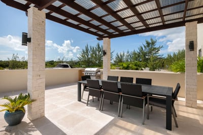 Luxury Villa Photo #16