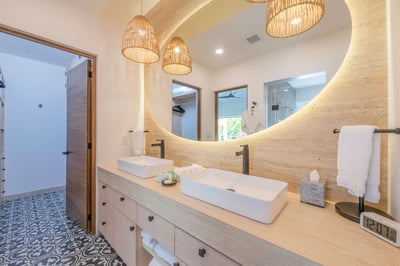 Luxury Villa Photo #19