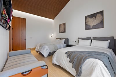 Luxury Villa Photo #31