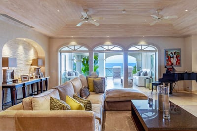Luxury Villa Photo #8