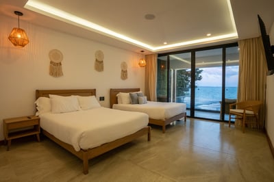 Luxury Villa Photo #34