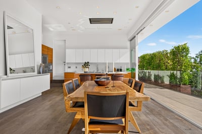 Luxury Villa Photo #22