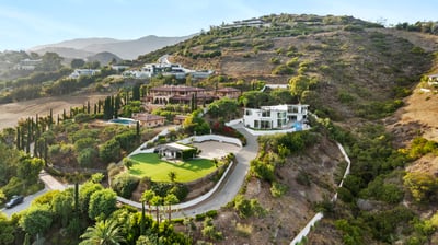 Luxury Villa Photo #88