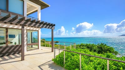 Luxury Villa Photo #2