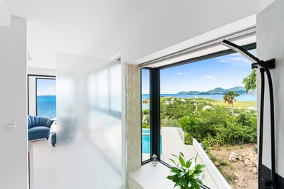 Luxury Villa Photo #56