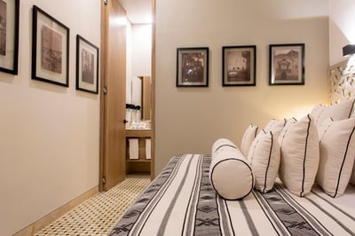 Luxury Villa Photo #40