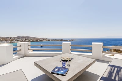 Luxury Villa Photo #9