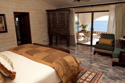 Luxury Villa Photo #16