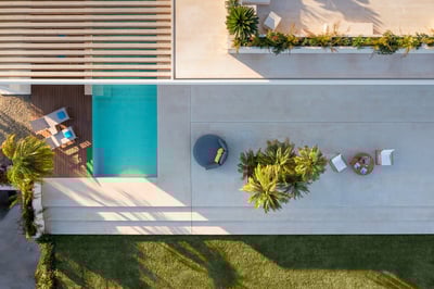 Luxury Villa Photo #13